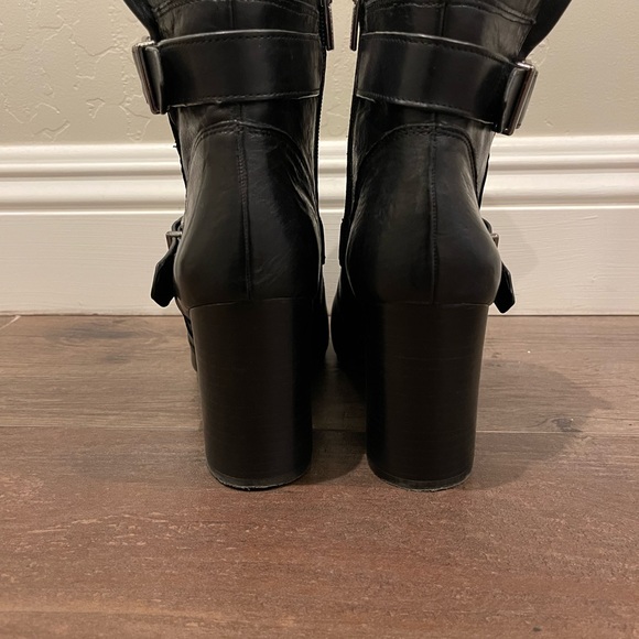 Vince camuto Black boots ankle booties - Picture 3 of 7